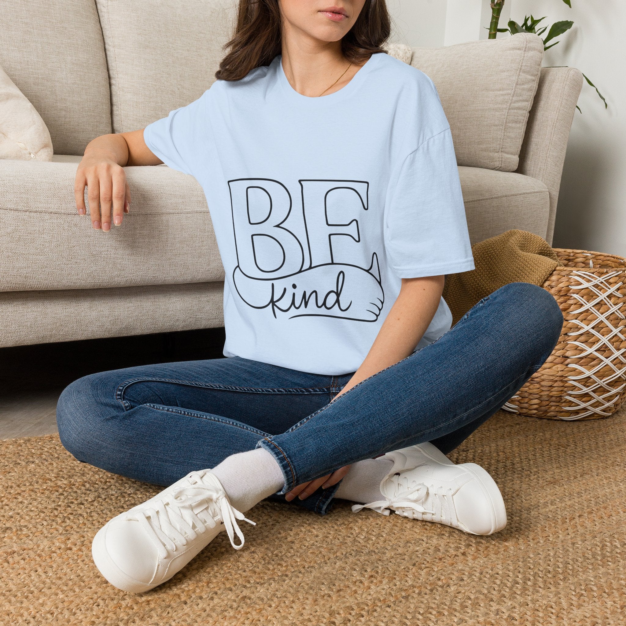 T-Shirt - BE Kind Outline Graphic Tee — Positive Message, Casual Everyday Wear